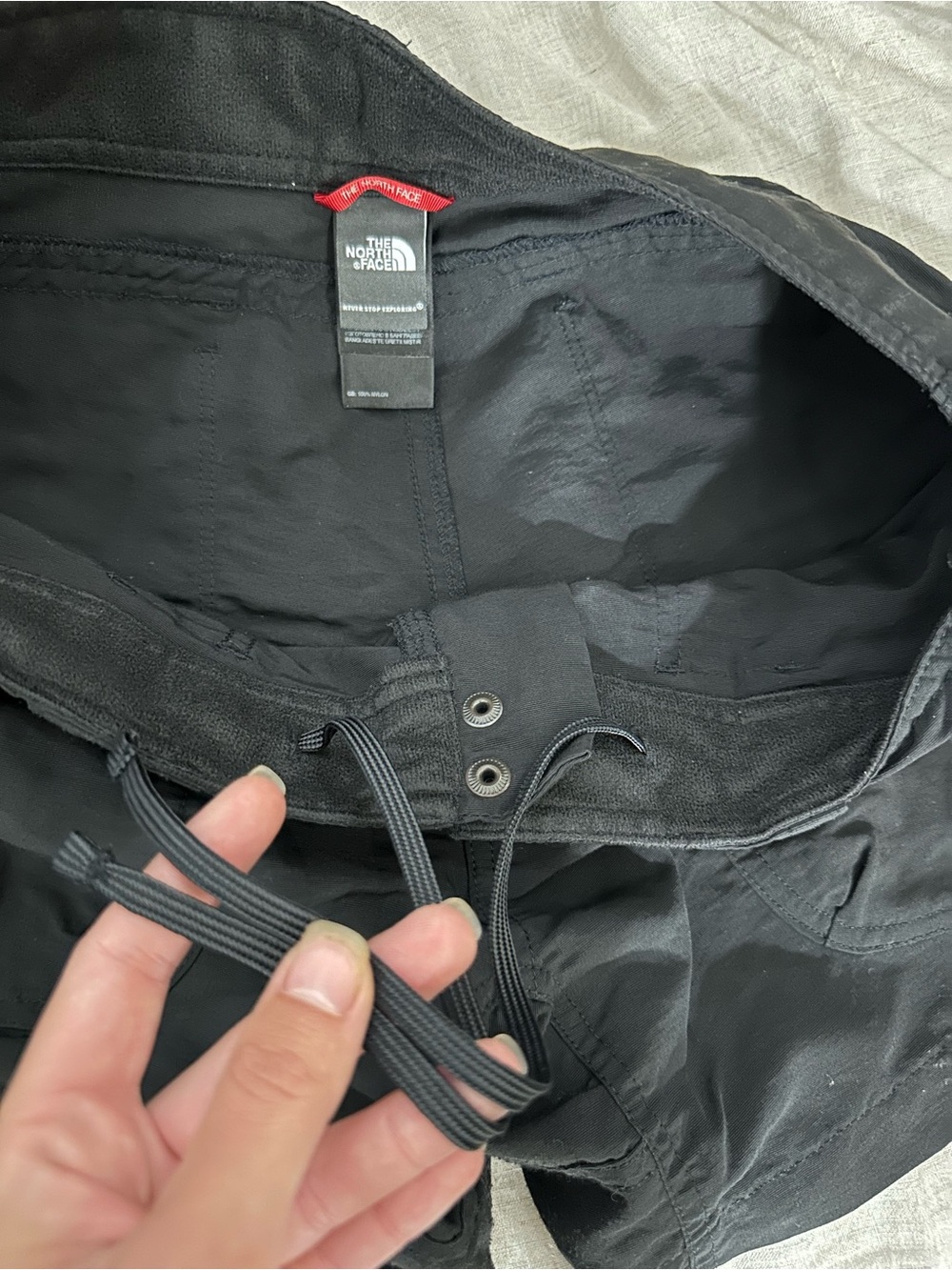 The North Face Black Women's Cargo Shorts - Picture 4 of 9